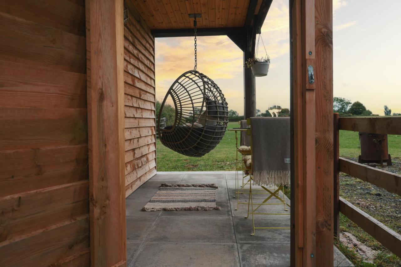 The Treehouse At Humblebee Hall วุร์สเตอร์ ภายนอก รูปภาพ