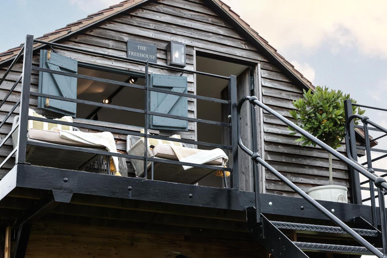 The Treehouse At Humblebee Hall วุร์สเตอร์ ภายนอก รูปภาพ